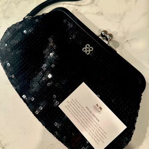 COACH Julia Black Sequins Kisslock Clutch Handbag Special Edition NWOT Vntage